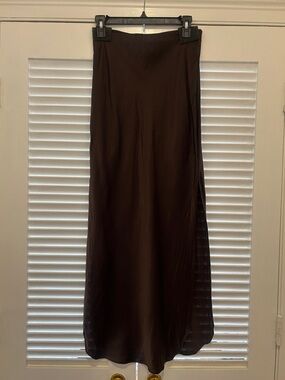 Banana Republic chocolate brown 100% silk midi slip skirt, XS